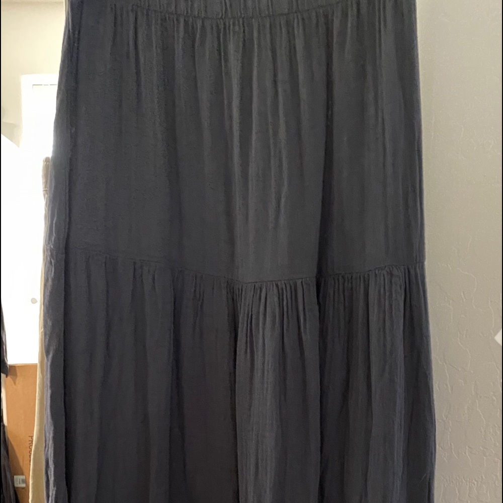 NWT Michael Stars gray tiered maxi. Size M
